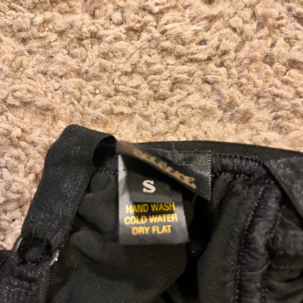 ✨NWOT Solstice Black Velvet Bodysuit - Picture 6 of 6